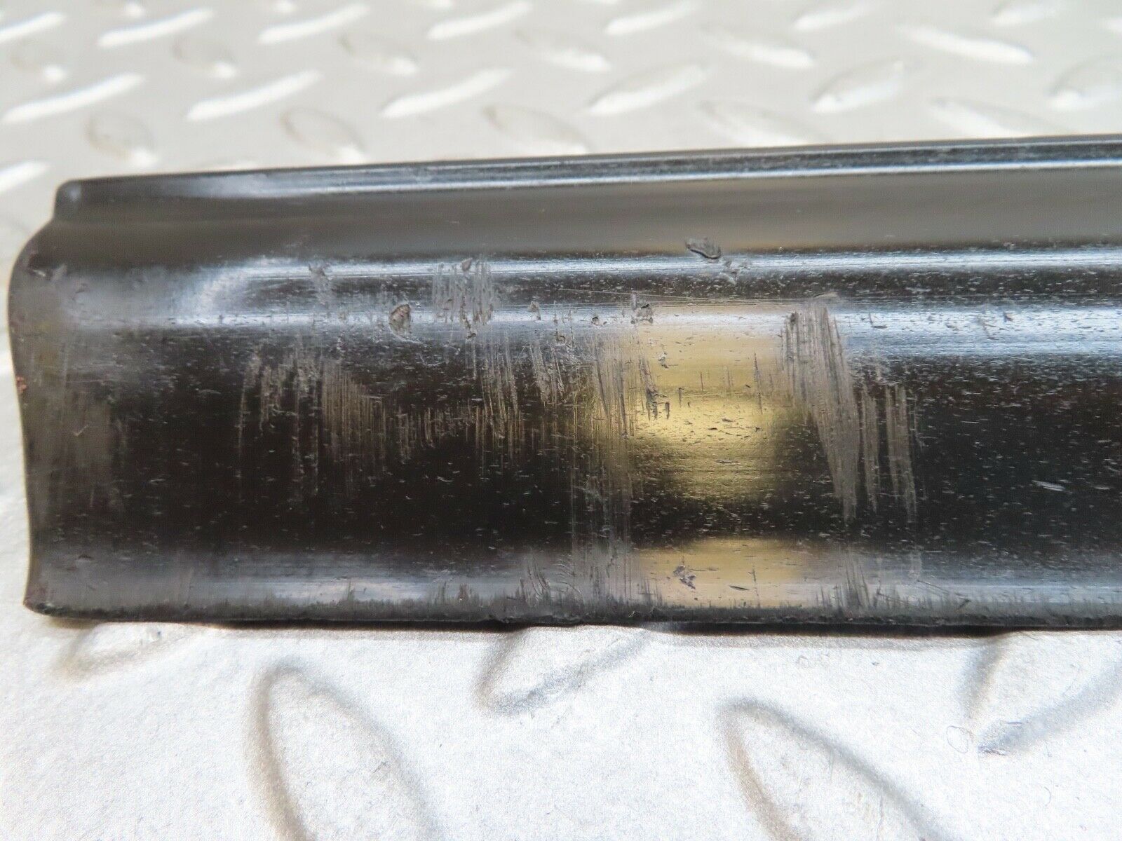 16860 Mercedes-Benz C123 280CE Coupe Right Door Lower Moulding Trim