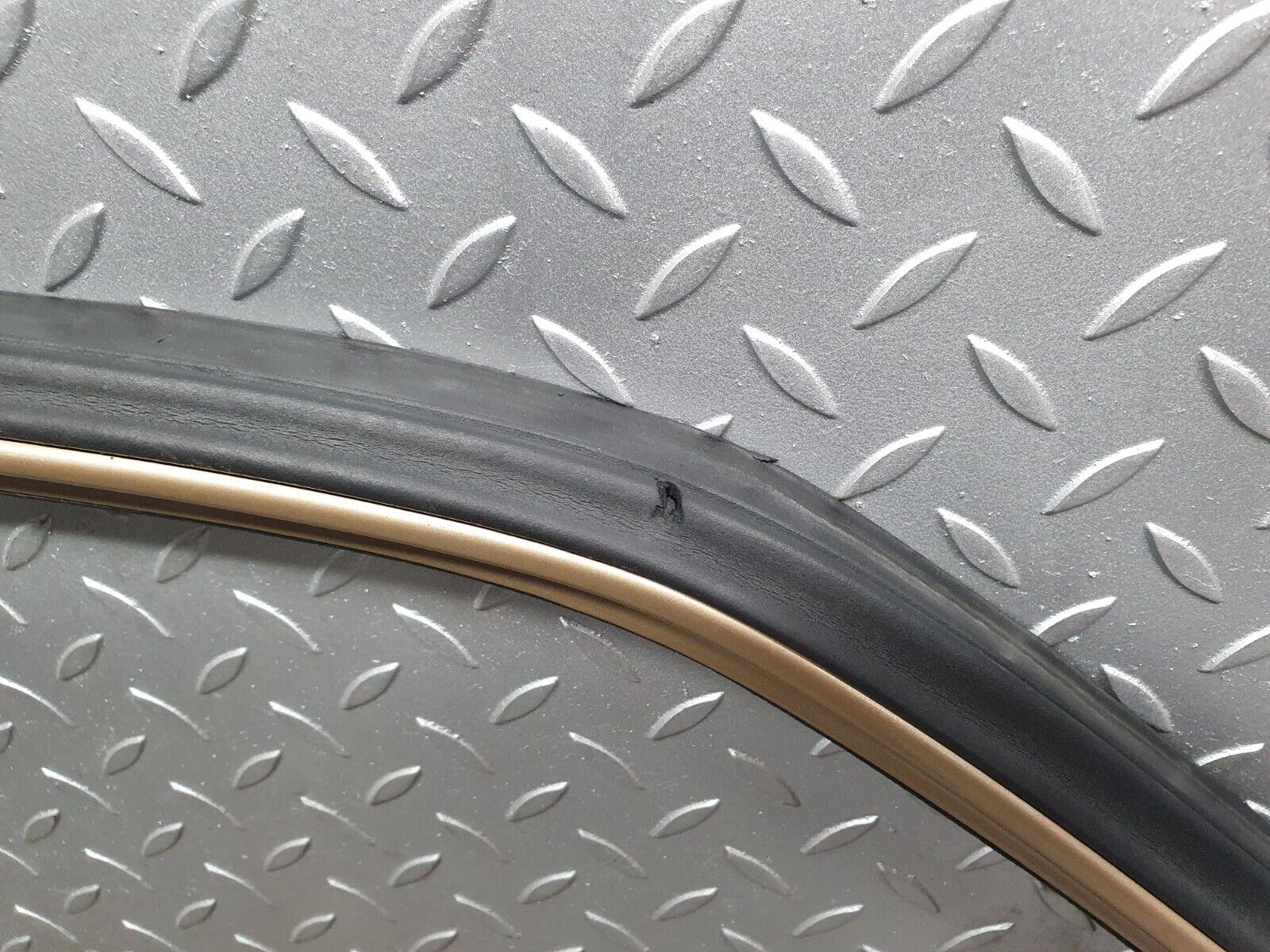 41368 Mercedes-Benz W124 200E Front Left Door