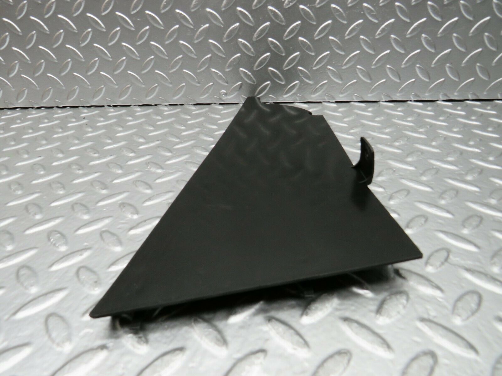 22460 Mercedes-Benz C124 E220 Coupe Rear Right Panel Lower Trim 1246922889