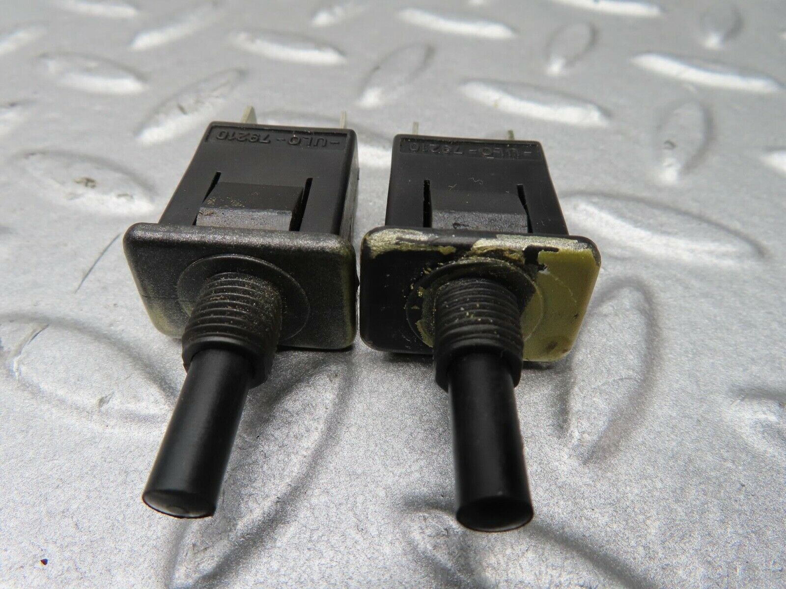 14481 Mercedes-Benz W116 350SE Door Contact Switch 0008213252