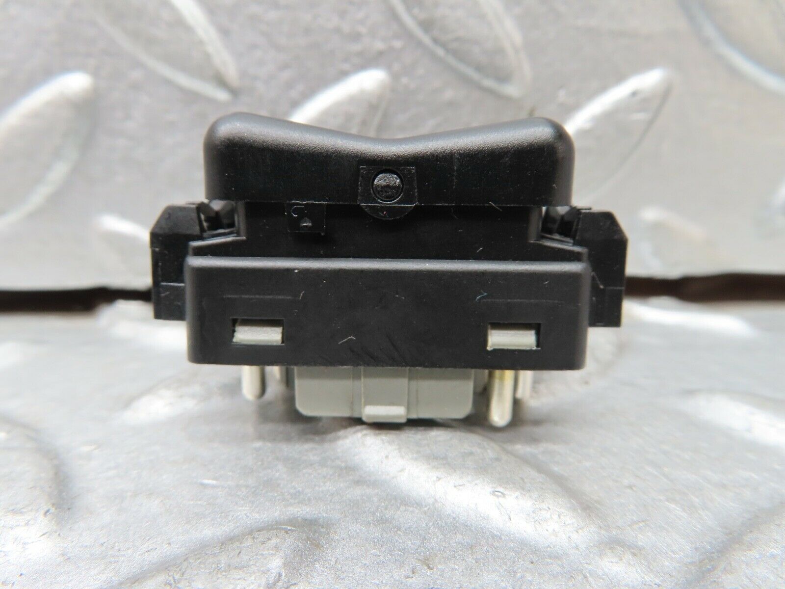 19722 Mercedes-Benz C140 CL420 Coupe Rear Folding Headrest Switch 1408205310