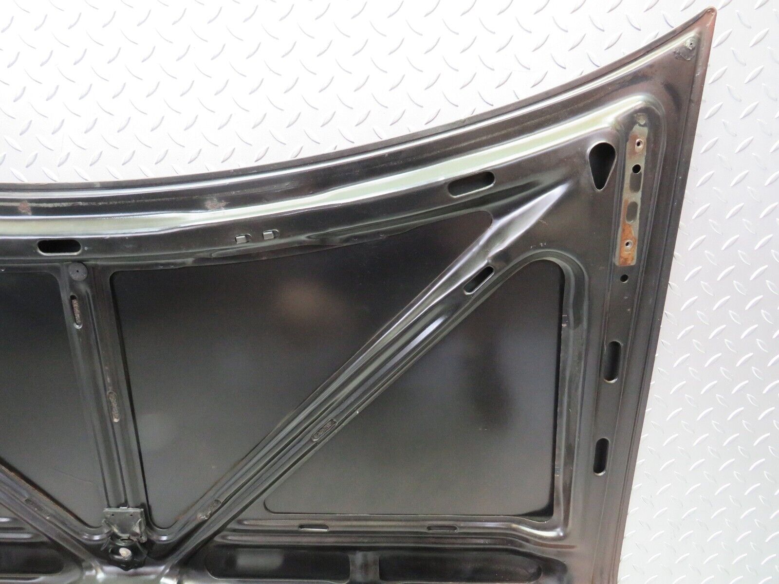 26327 Mercedes-Benz W116 450SE Boot Lid Trunk Door