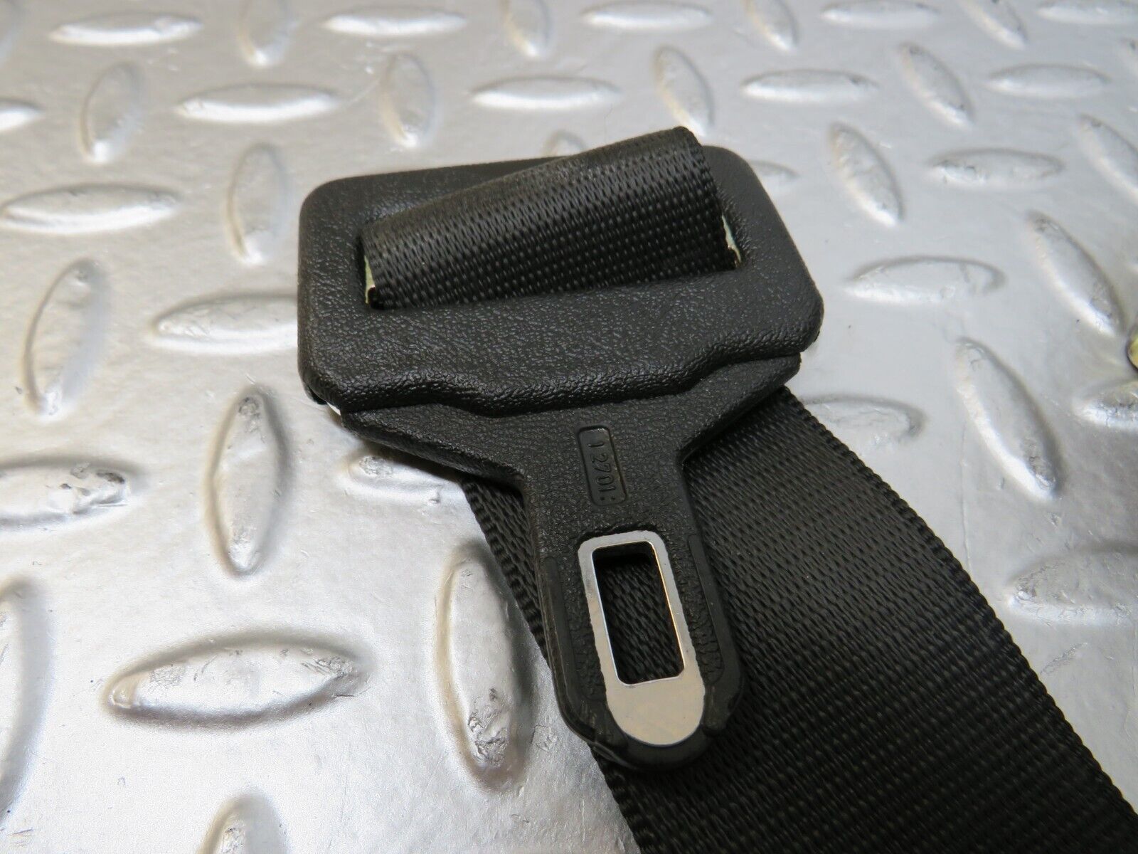 25986 Mercedes-Benz W124 280E Rear Seat Belt With Buckles 1248608585 124860148