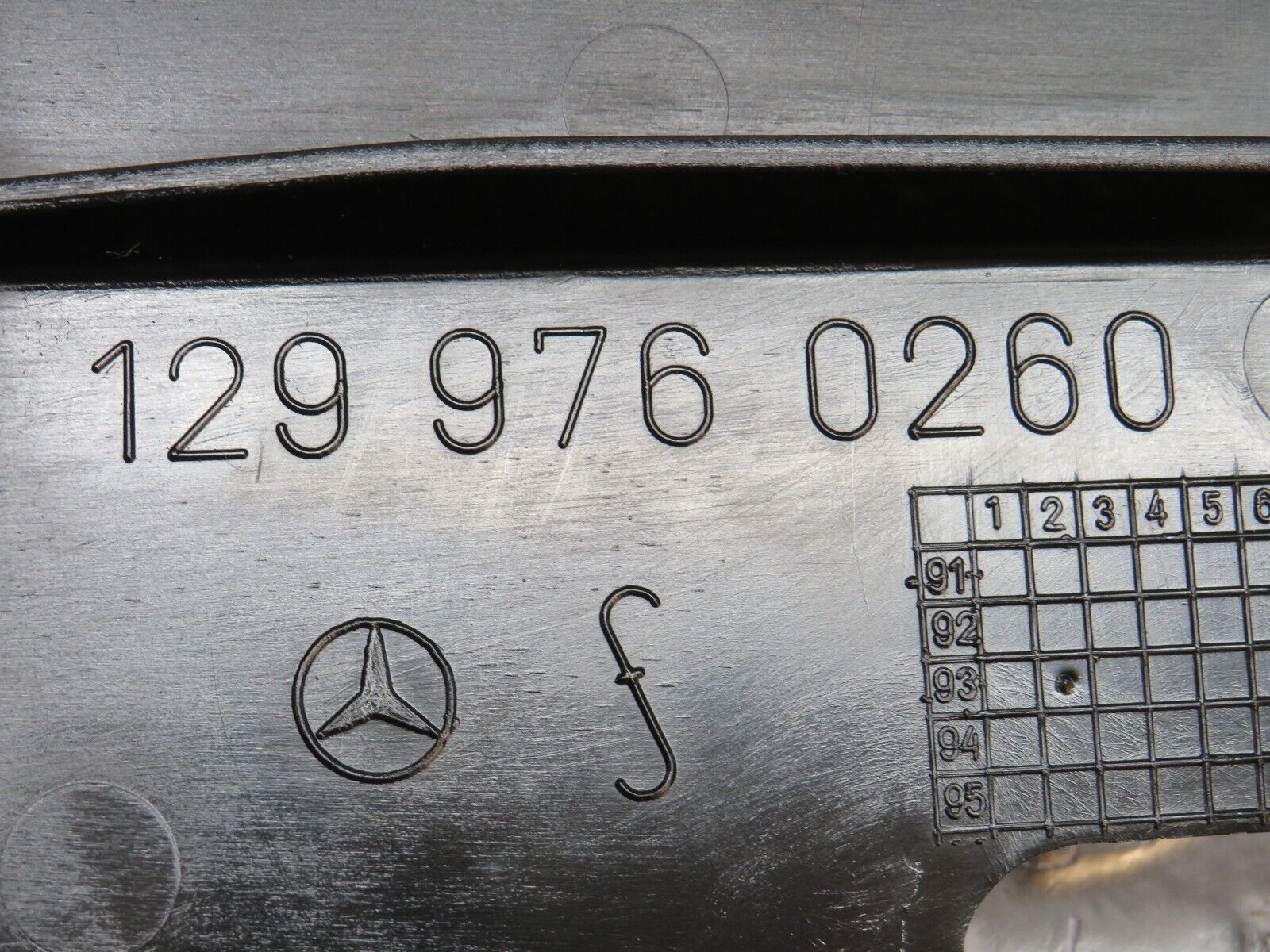 38371 Mercedes-Benz R129 280SL Coupe Footrest Protective Cover 1299760260