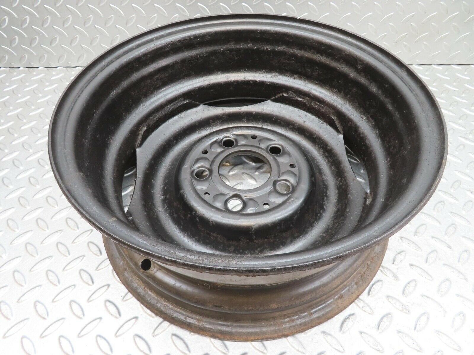 13233 Mercedes-Benz Steel Wheel 5.5Jx14H2 ET30 5x112 1234000302