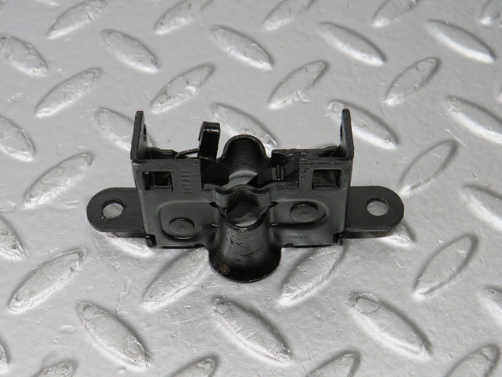 39595 Mercedes-Benz R129 320SL Coupe Bonnet Lock Latch