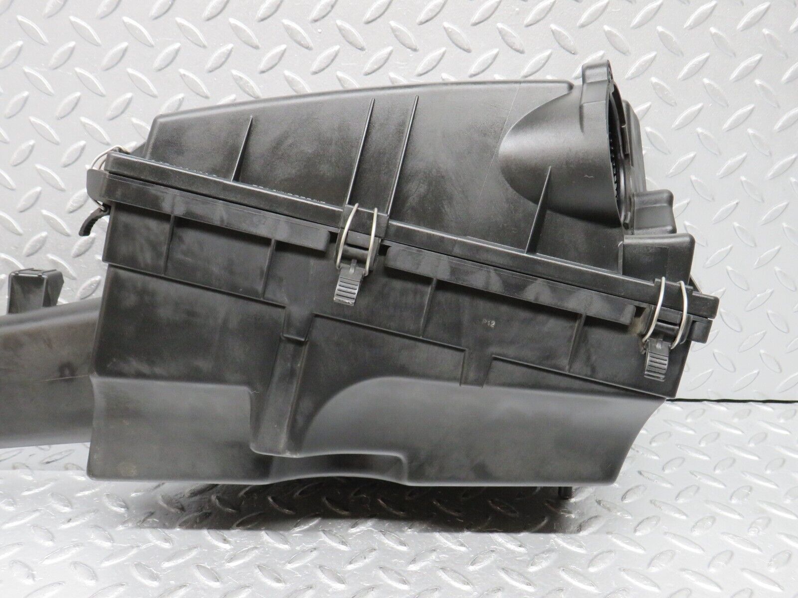 38442 Mercedes-Benz R129 280SL Air Filter Box Housing 0030947304 1040900501