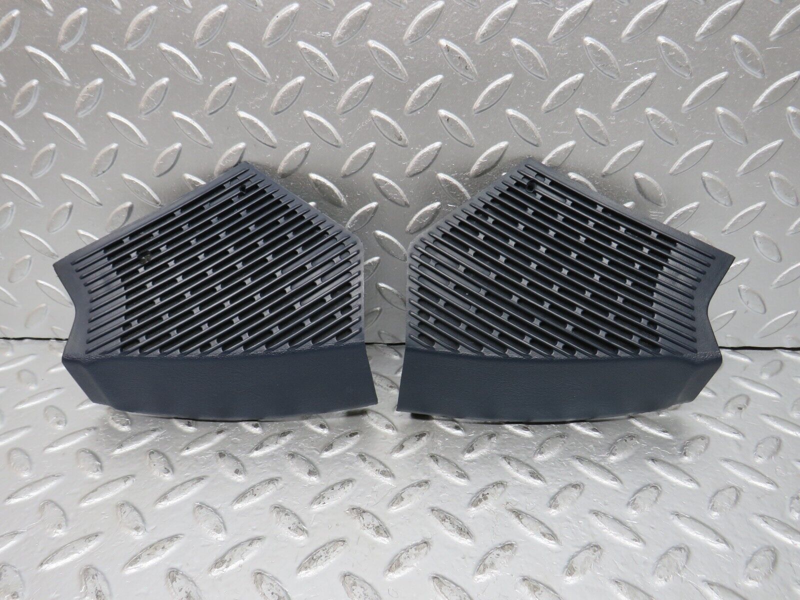 31979 Mercedes-Benz W123 230E Dashboard Speaker Covers 1236802707 1236802807