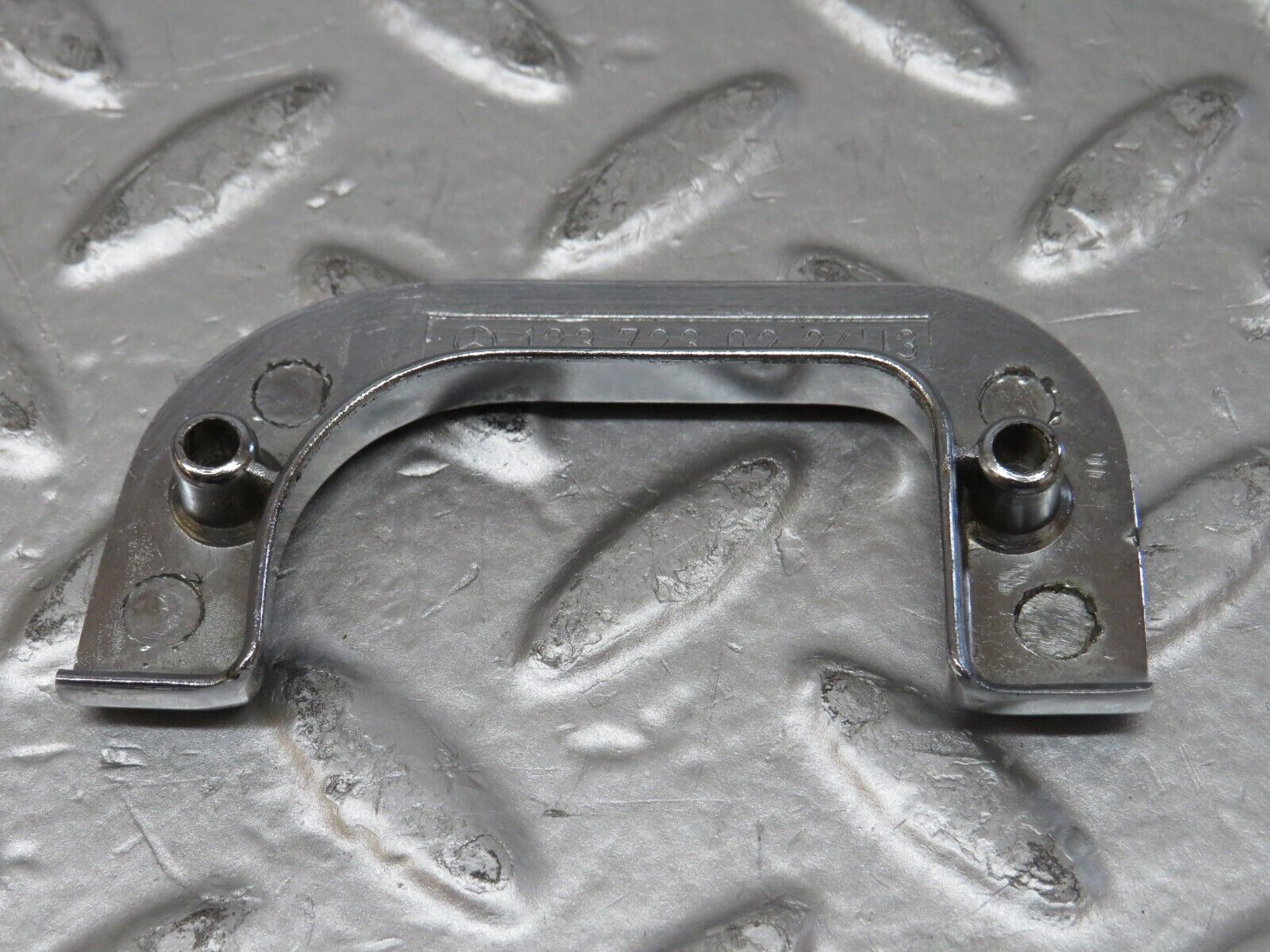 26798 Mercedes-Benz W123 240D Right Interior Door Chrome Latch Trim 1237230224