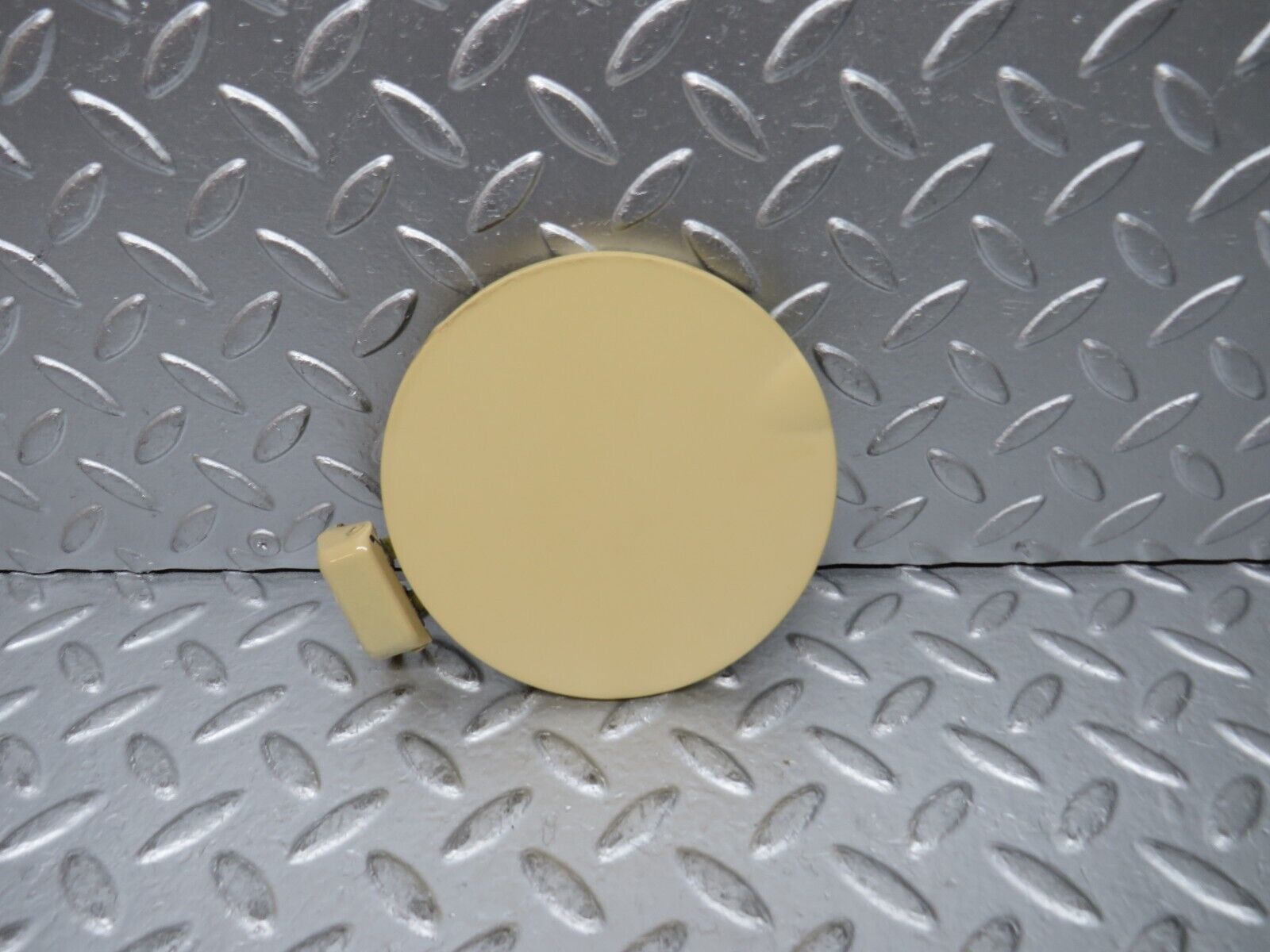 30066 Porsche 924 Fuel Tank Flap Cap 477853195