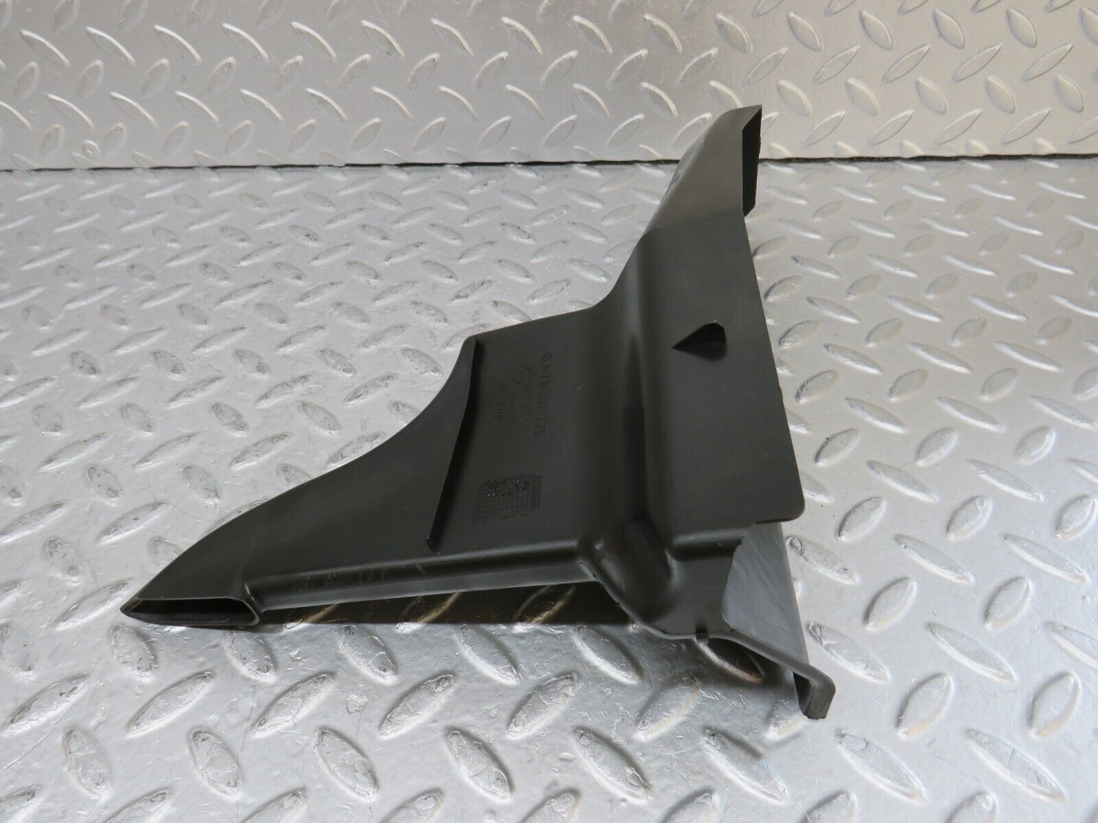 34997 Mercedes-Benz W210 320E Water Drain 2108321225