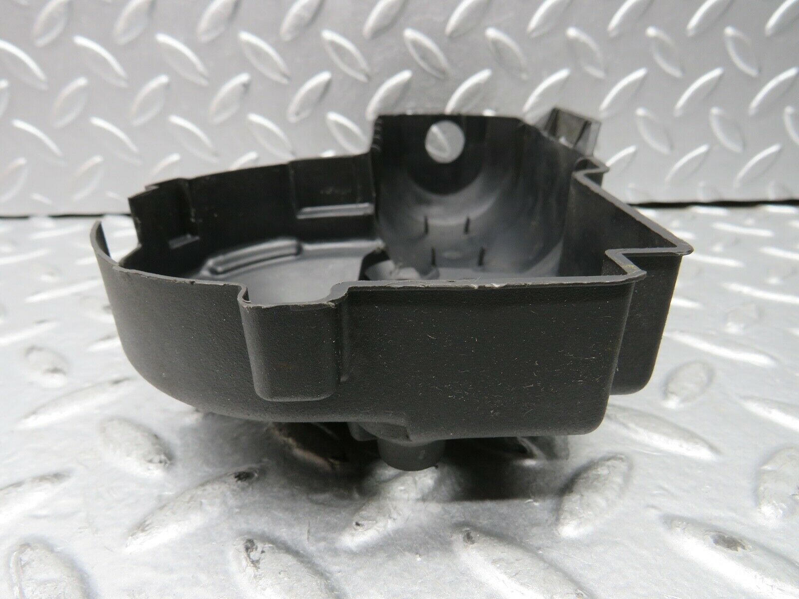 21855 Mercedes-Benz W124 Wiper Motor Cover 1390591046