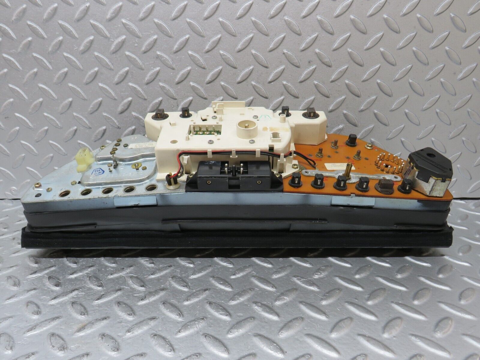 36303 Mercedes-Benz W126 420SE Instrument Cluster 1265424760 1265424760