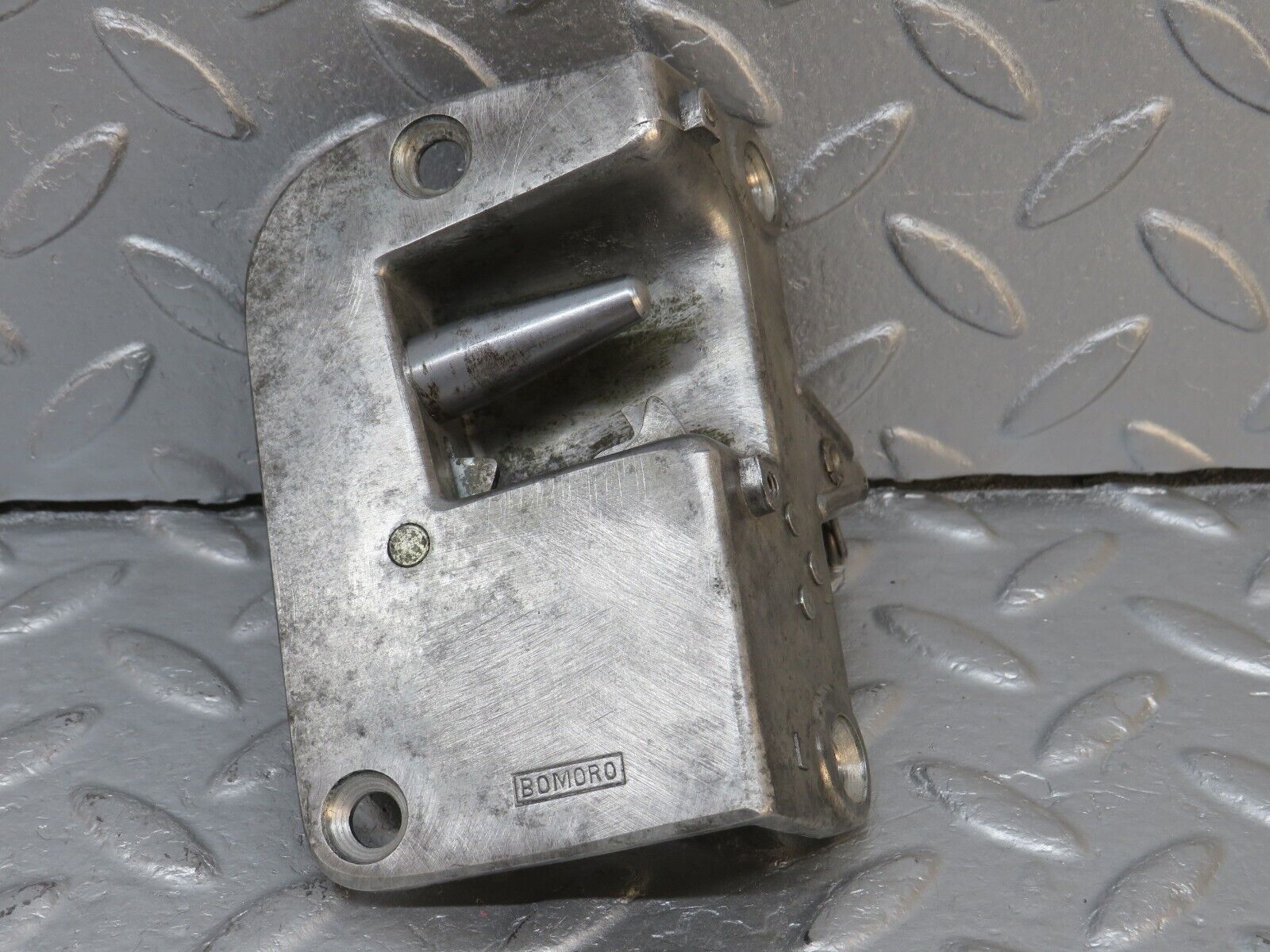 40283 Mercedes-Benz W110 230 Rear Left Door Lock Mechanism