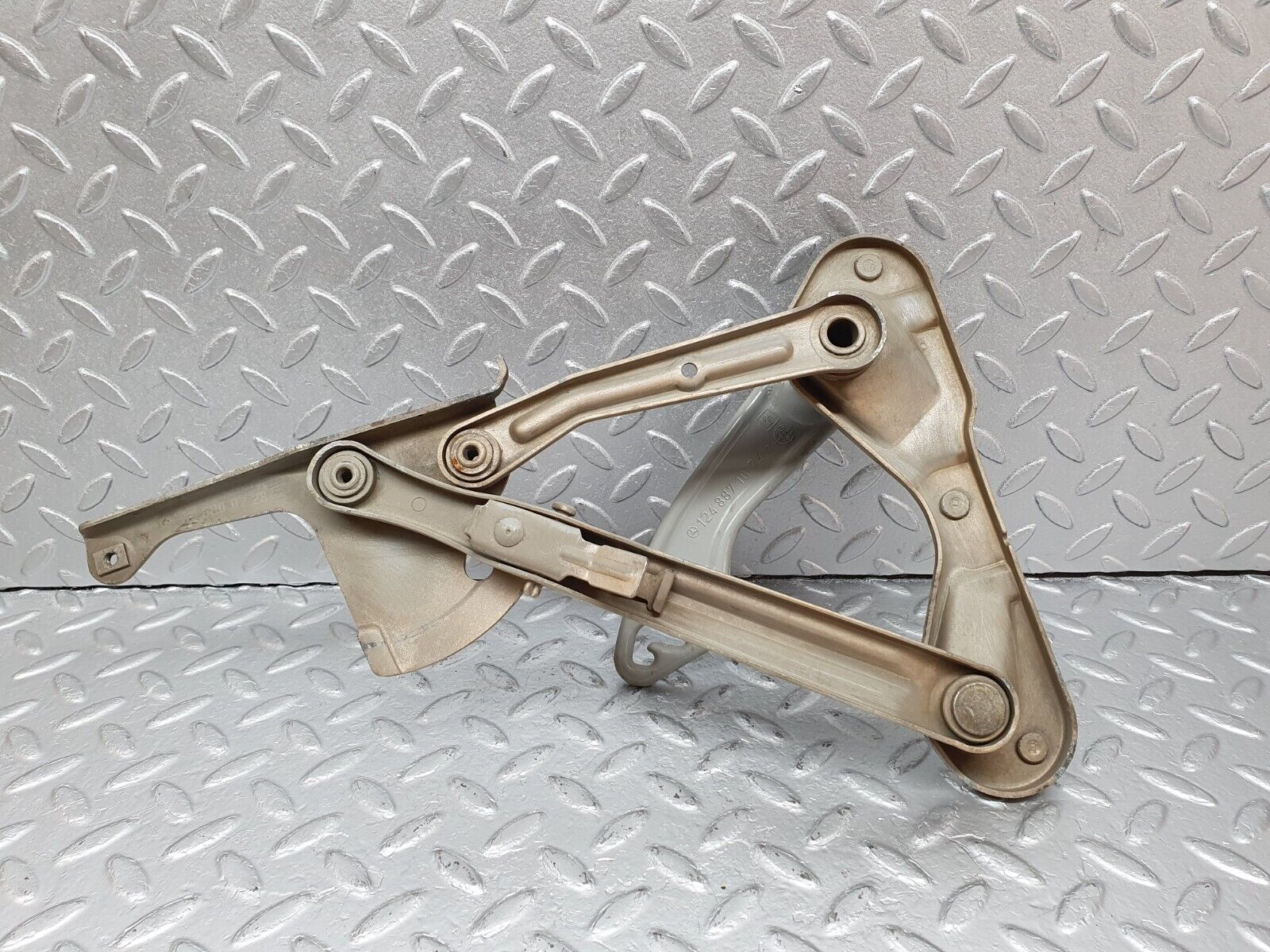 41437 Mercedes-Benz W124 200E Bonnet Hinge Right Side 1248800228 1248871074