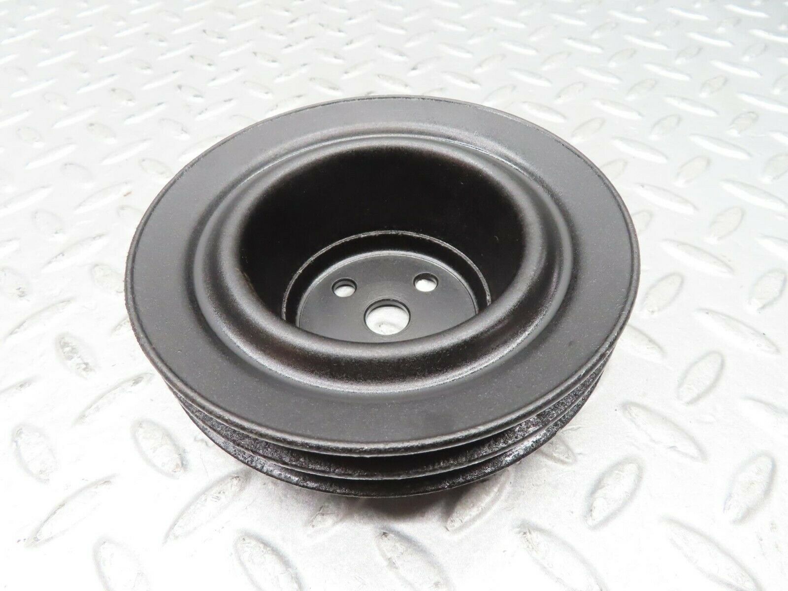 16632 Mercedes-Benz C107 380SLC Crankshaft Pulley
