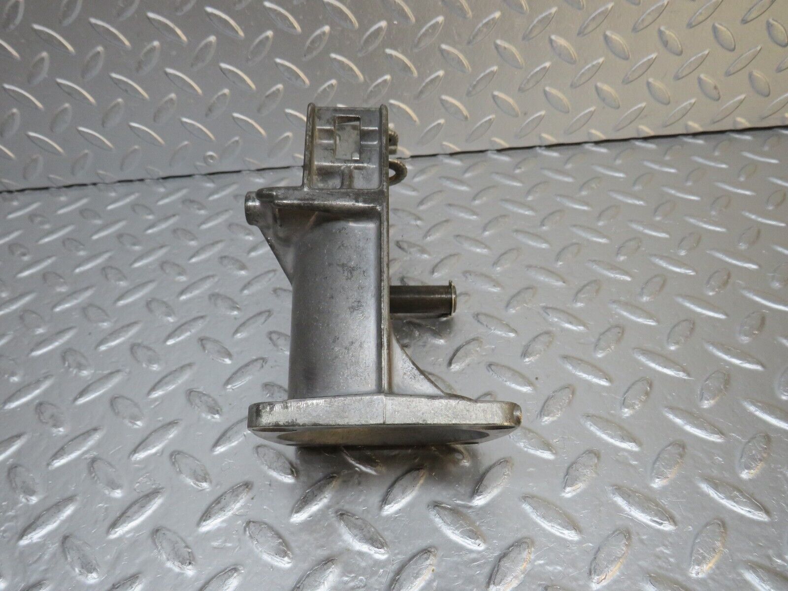 32243 Mercedes-Benz W123 230E Brake Pedal Bracket 1232900219