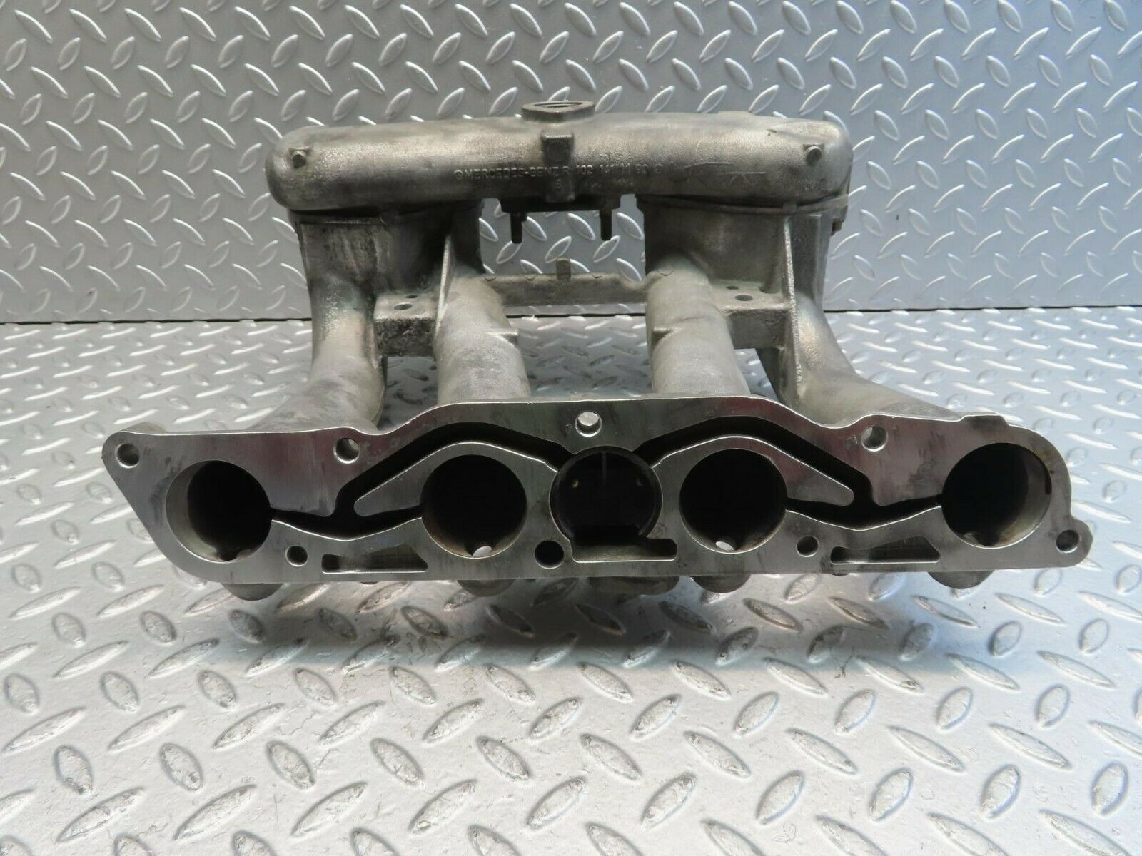 11535 Mercedes-Benz C123 230CE Coupe Intake Manifold 1021410301 1021411190