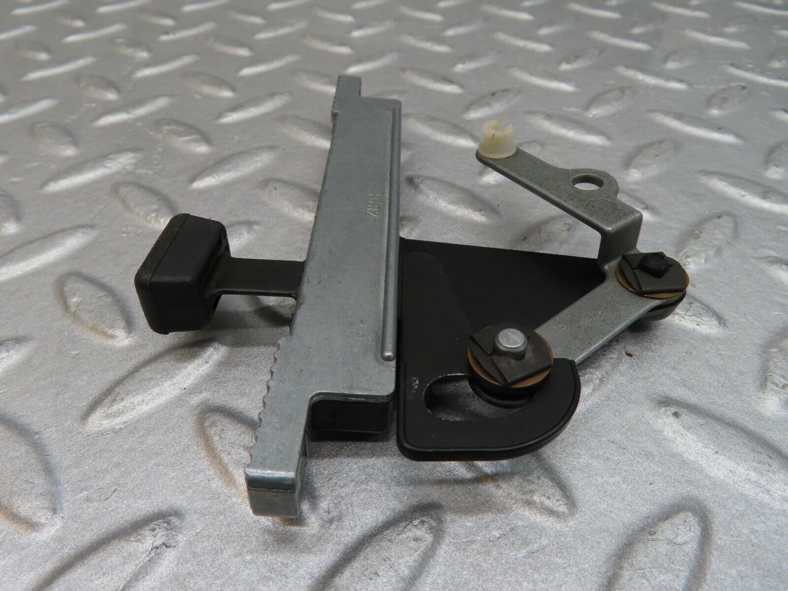 16108 Mercedes-Benz W123 280E Heater Control Switch 1238300085