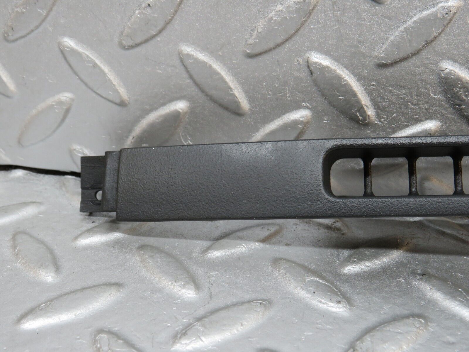 39686 Mercedes-Benz R129 320SL Coupe Dashboard Air Vent Trim Right 1296891280