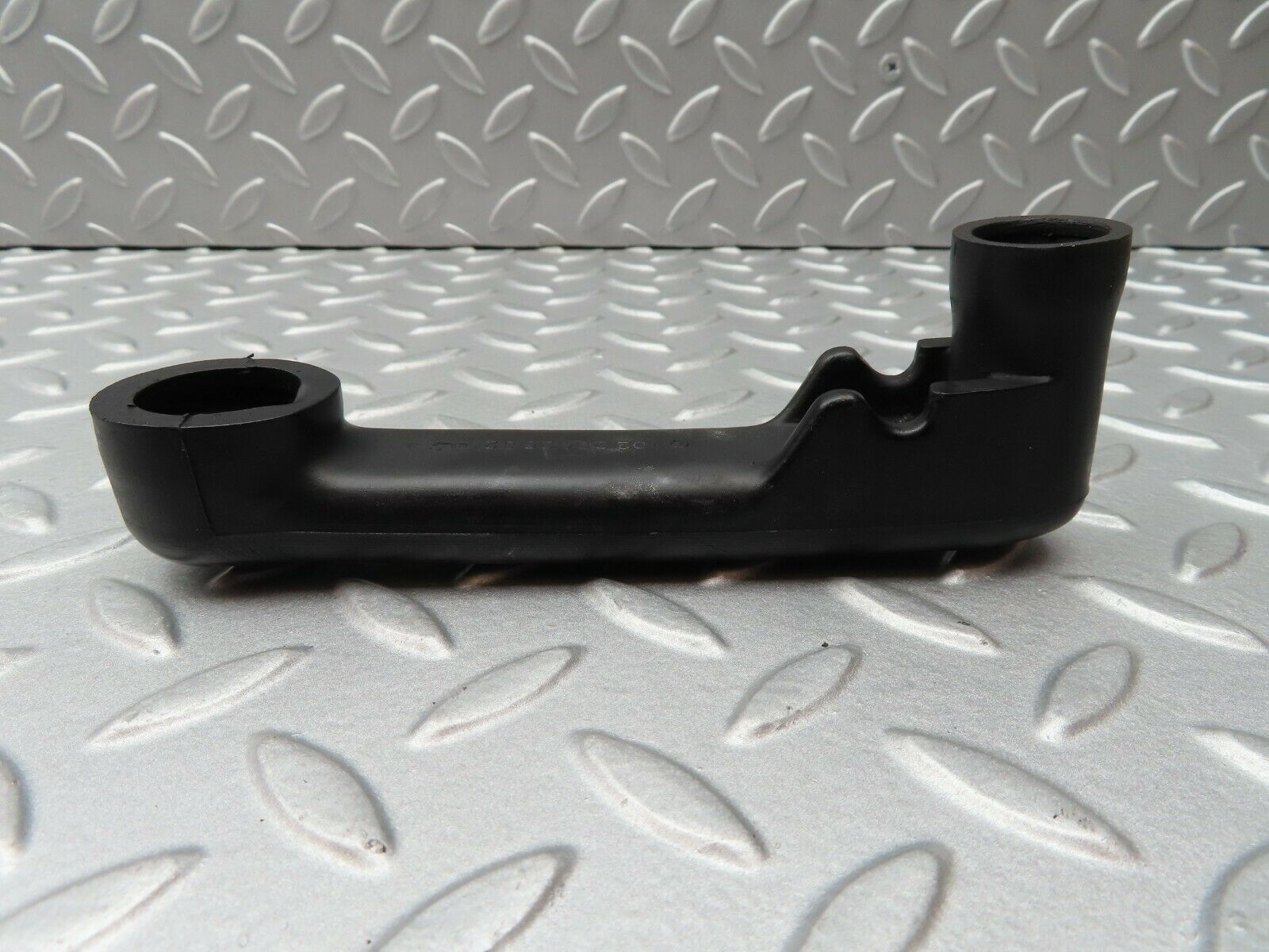 4291 Mercedes-Benz W123 230E Crankcase Breather Pipe 1020942682