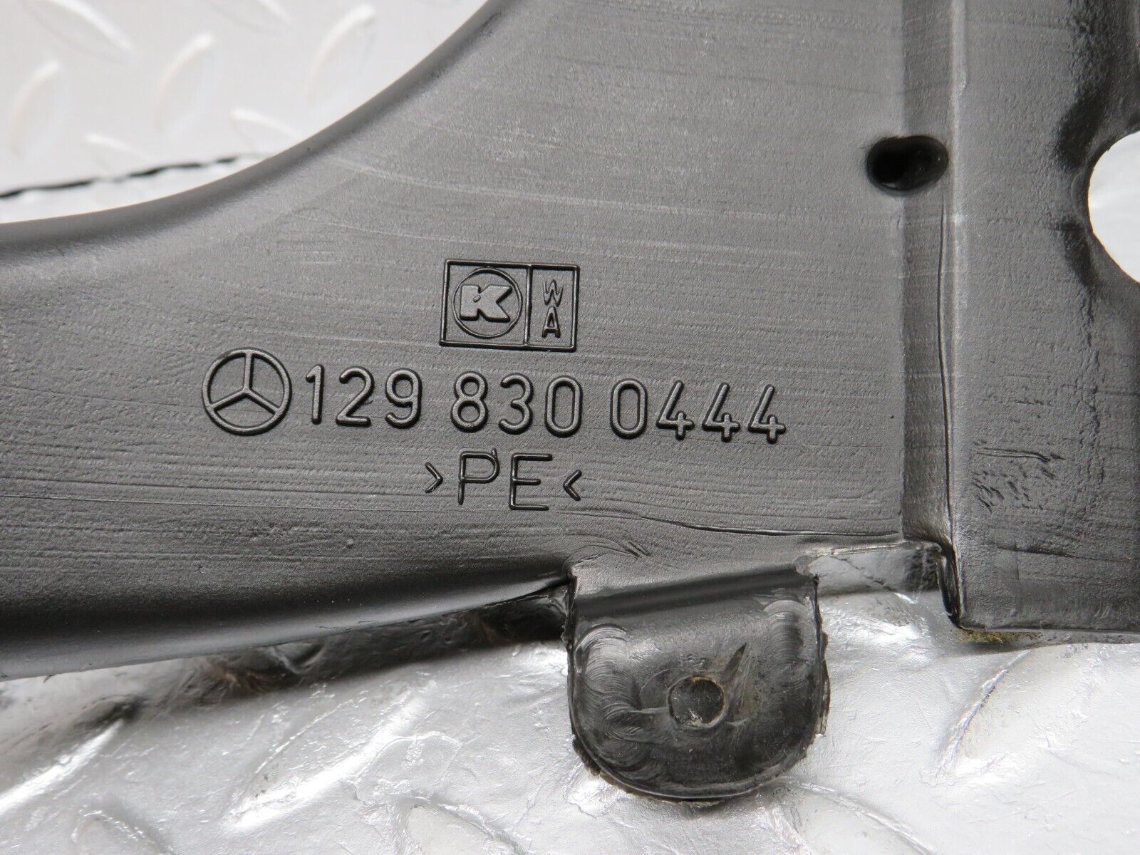 38300 Mercedes-Benz R129 280SL Coupe Front Air Vent Duct Pair 1298300344 1298300444