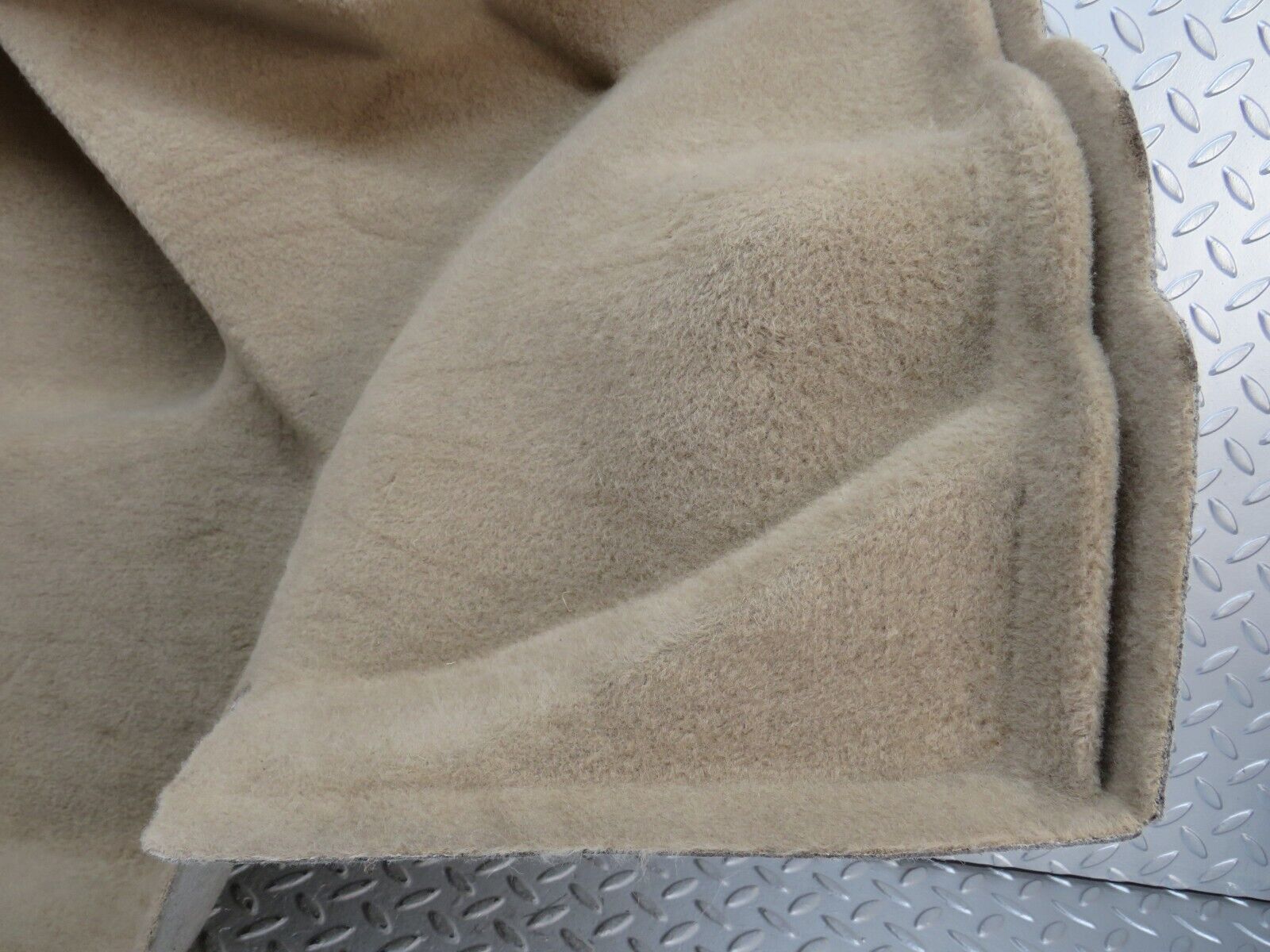 26478 Mercedes-Benz C124 220CE Coupe Trunk Boot Cover Panel Left Side