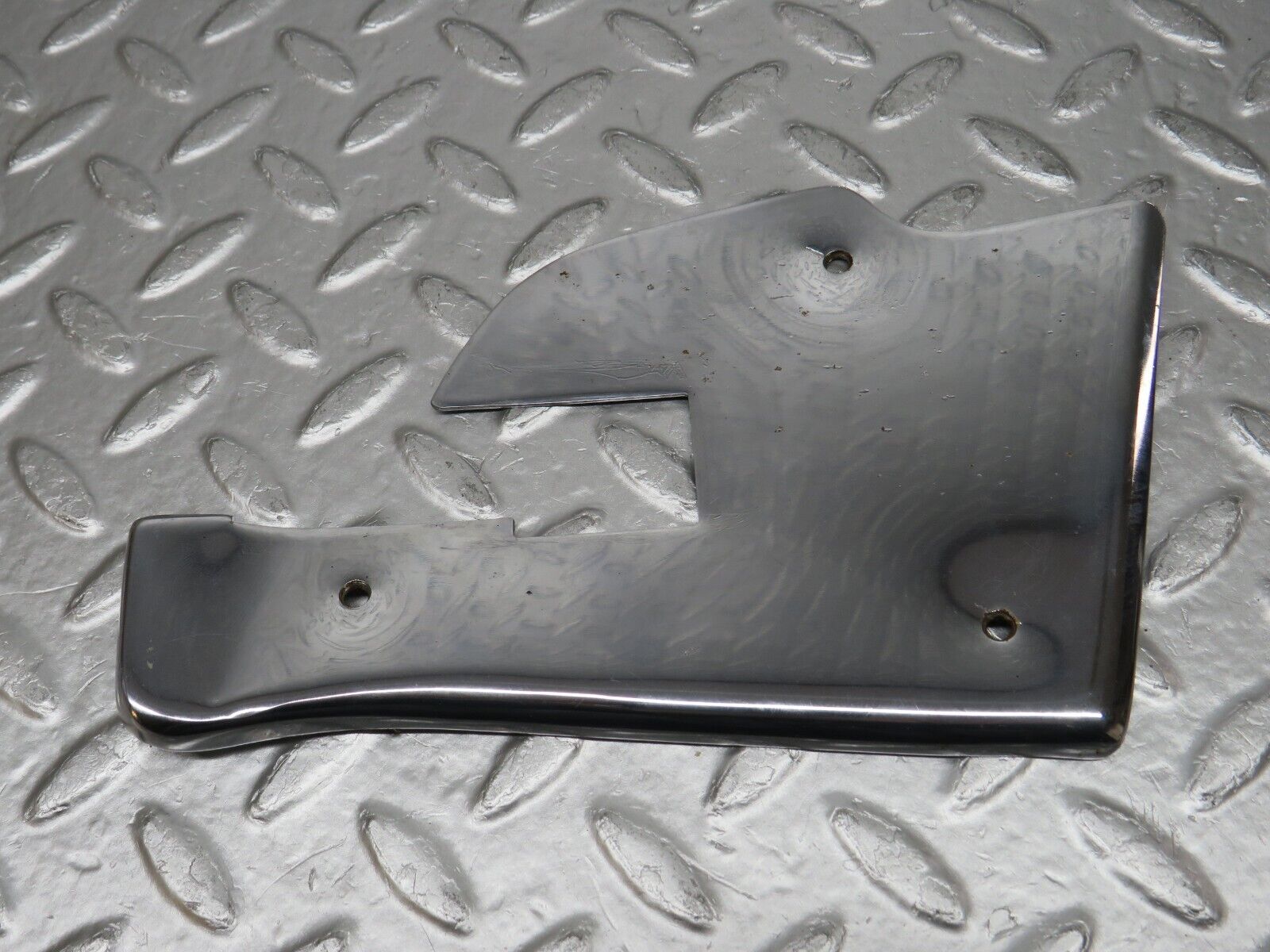 0726 Mercedes-Benz C107 350SLC Coupe Door Chrome Trim Cover Left And Right