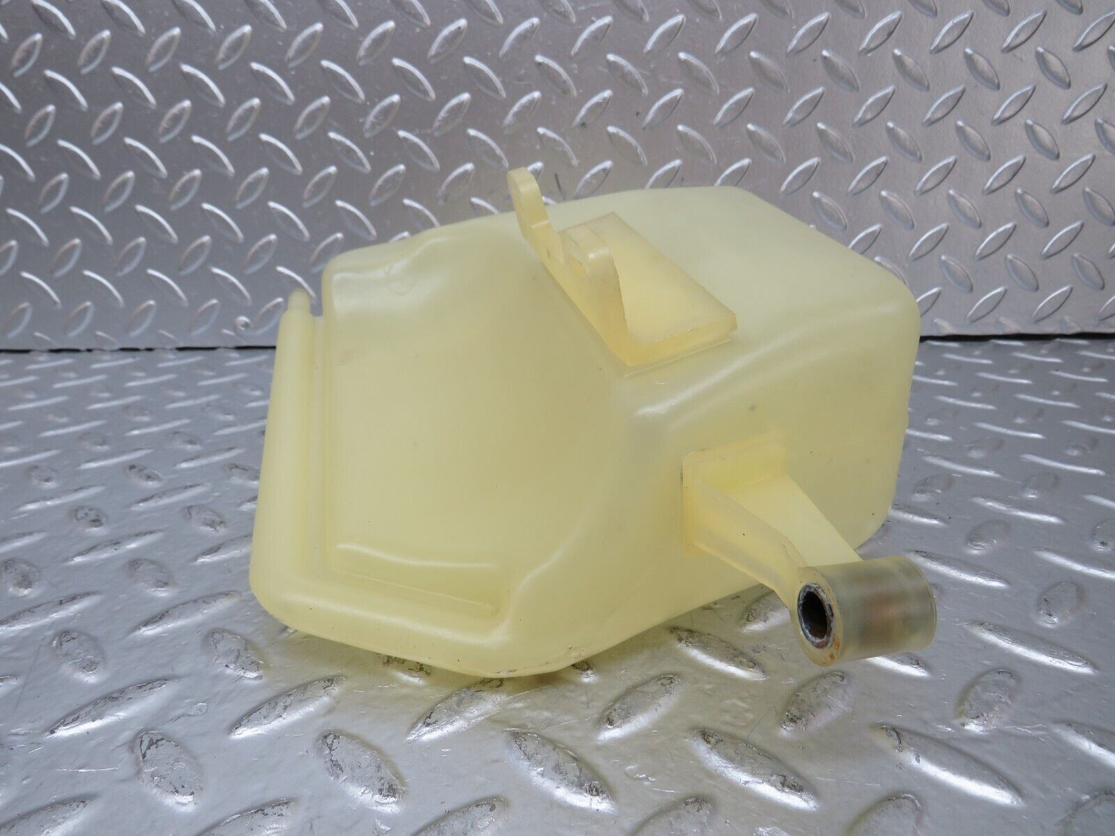 25903 Mercedes-Benz W124 280E Coolant Expansion Tank 1245000449