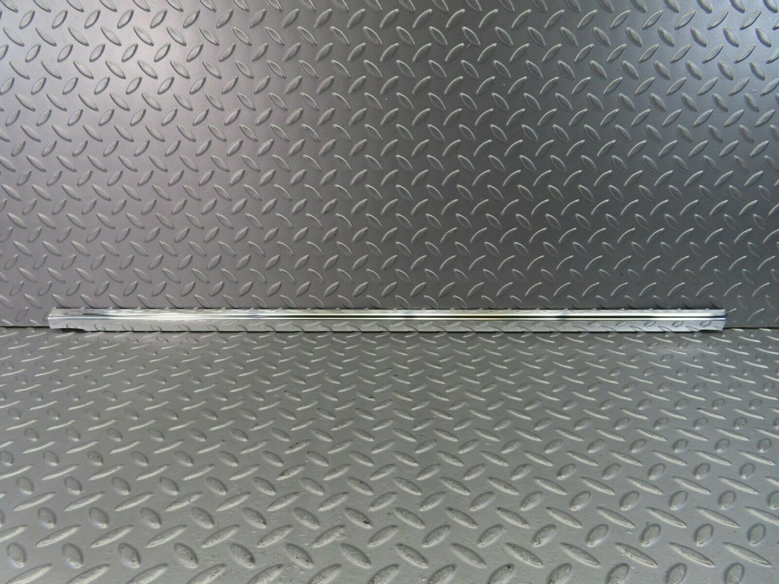 10300 Mercedes-Benz W115 Rear Left Door Chrome Moulding Trim