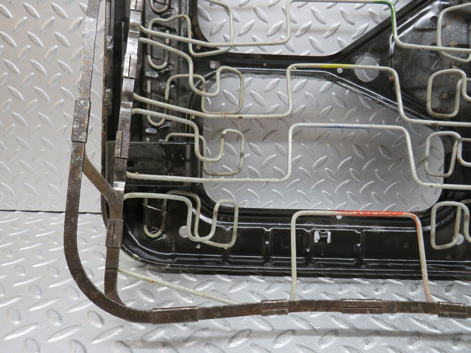 37153 Mercedes-Benz C126 420SEC Coupe Front Right Driver Seat Base