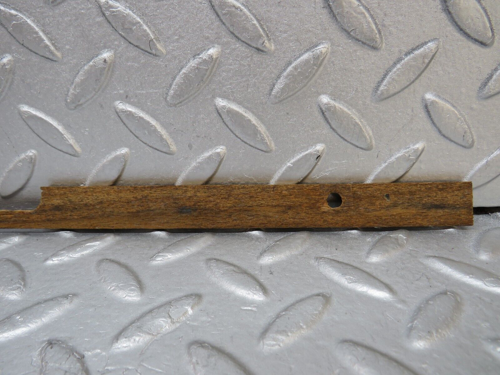 37554 Mercedes-Benz W109 300SEL Dashboard Wood Trim