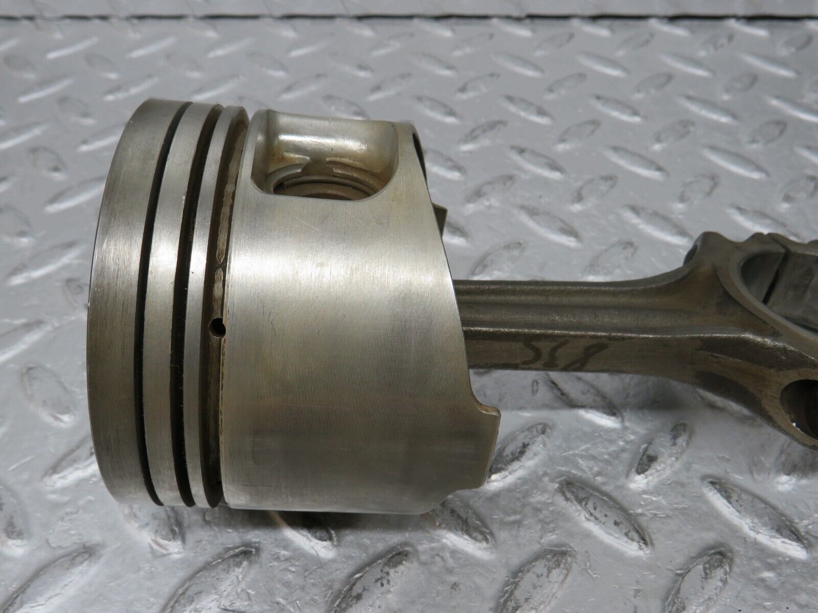 37131 Mercedes-Benz C126 420SEC Coupe Piston With Connecting Rod 92.005 mm