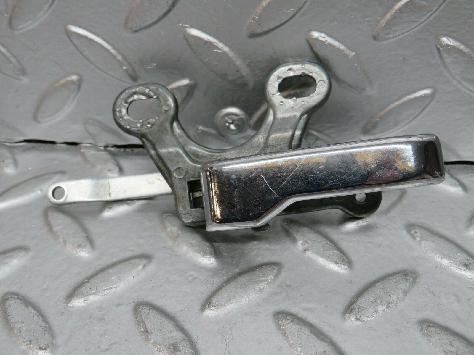 24467 Mercedes-Benz W108 Right Interior Door Handle 1107660419