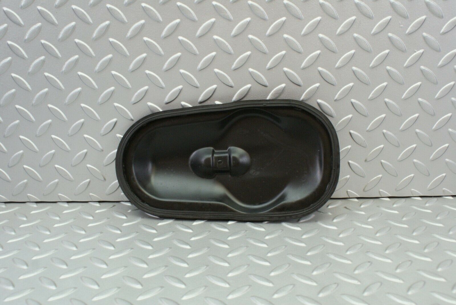 3030 Mercedes-Benz W116 350SE Headlamp Access Panel Right With Spring Clip