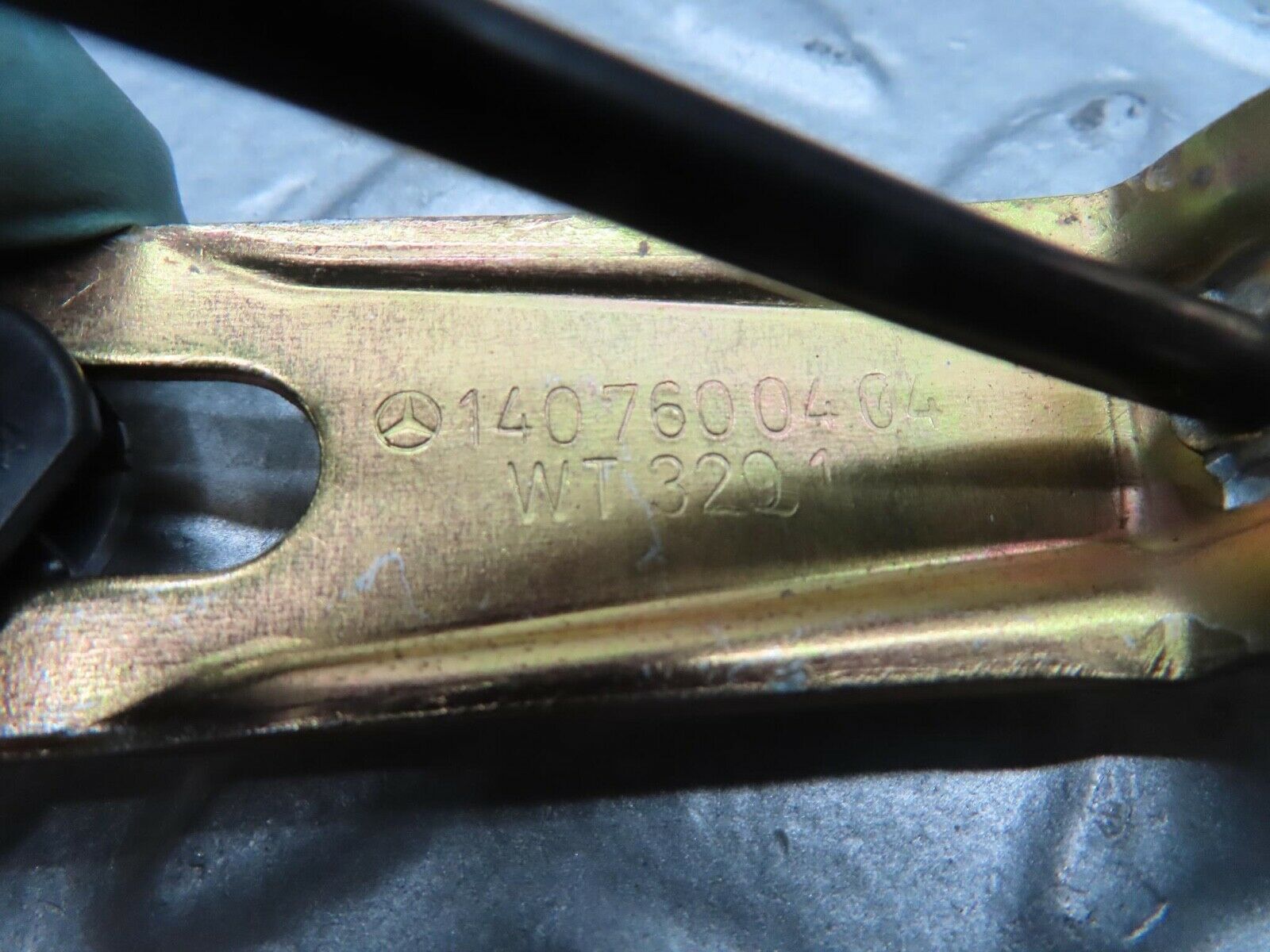 14965 Mercedes-Benz W140 S320 Front Right Door Lock Cable 1407600404