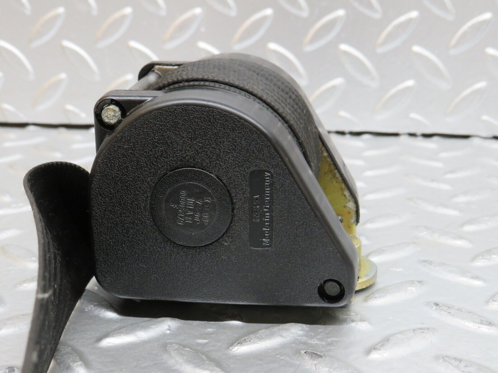 28162 Mercedes-Benz W123 280E Front Left Seat Belt 1238605285