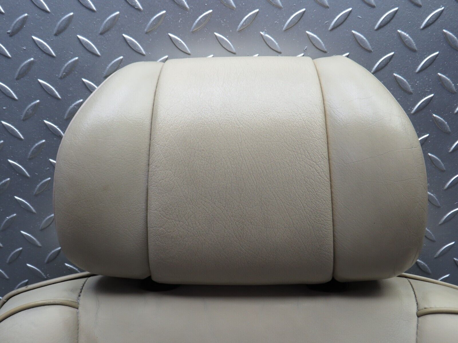 34547 Mercedes-Benz C126 380SEC Front Right Electric Driver Seat Leather Beige