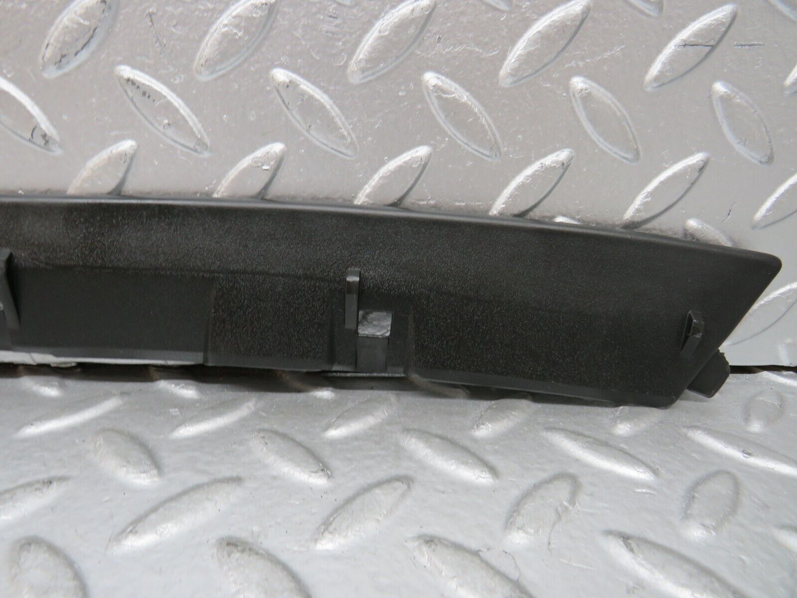 26792 Mercedes-Benz W123 240D Rear Left C Pillar Plastic Trim