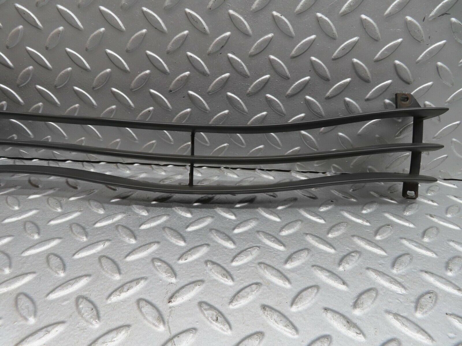 13904 Mercedes-Benz C107 280SLC Front Bumper Lower Grill