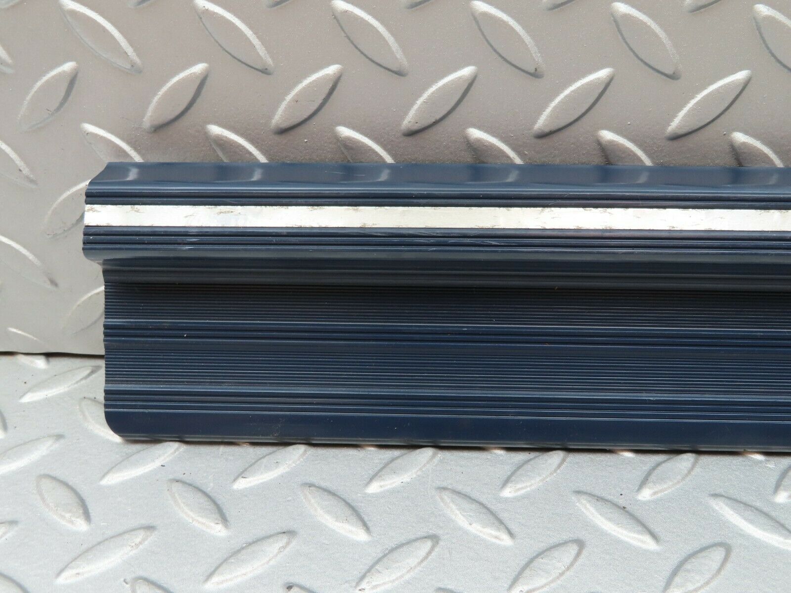 4359 Mercedes-Benz W123 230E Rear Right Door Sill Trim Blue