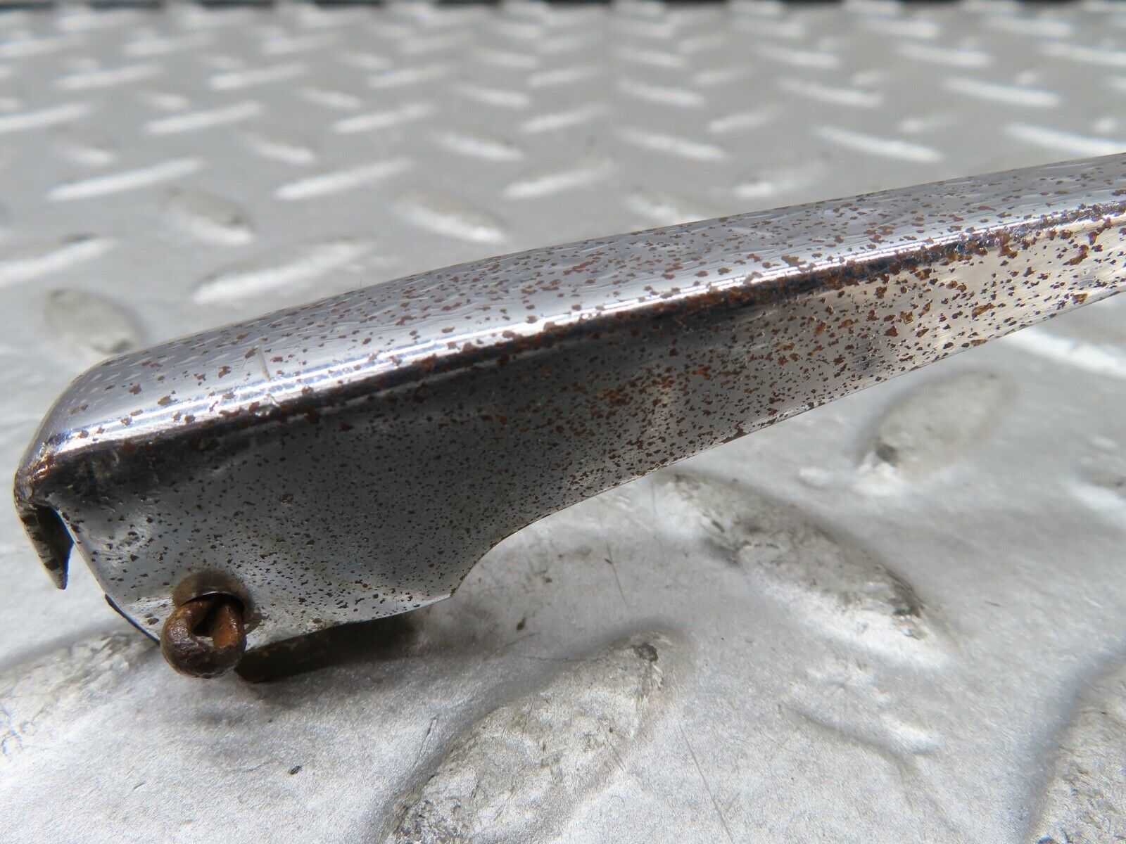 18829 Mercedes-Benz W121 190b Ponton Wiper Arm