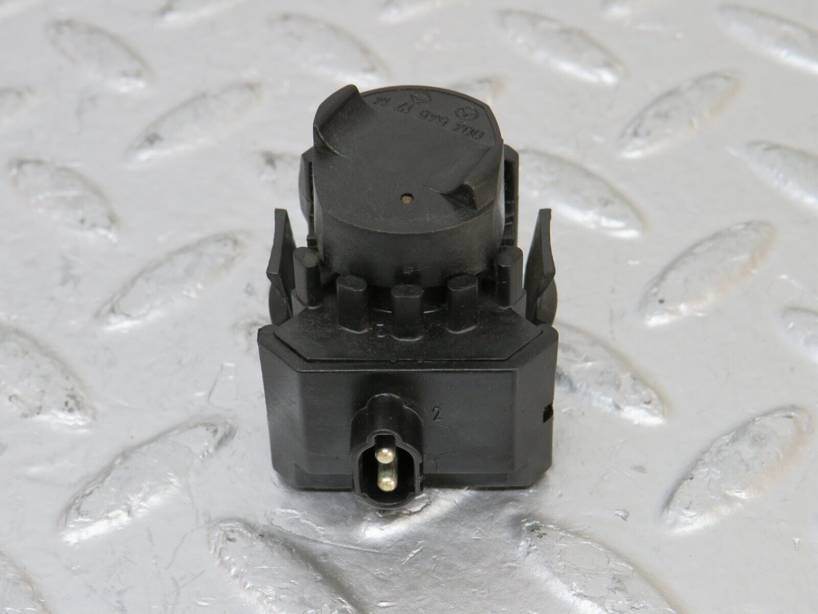 34877 Mercedes-Benz W210 320E Kick Down Switch 0045451714