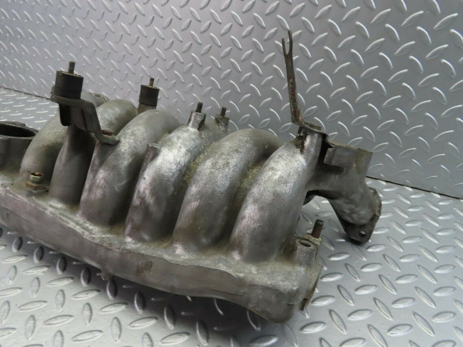 9841 Mercedes-Benz C123 280CE Coupe Air Intake Manifold 1101413401