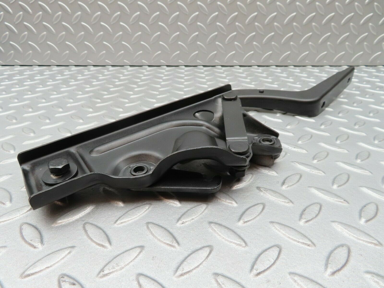 3607 Mercedes-Benz W108 280SE Rear Right Trunk Lid Hinge