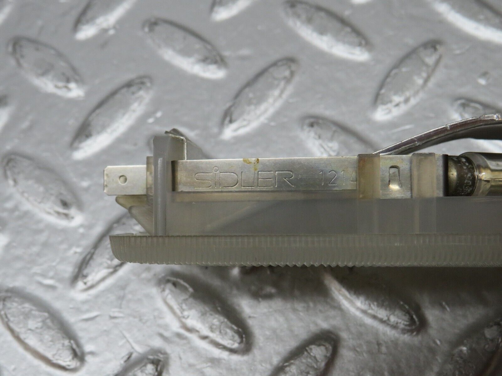 34305 Mercedes-Benz C126 380SEC Coupe Rear Dome Light 1268200101