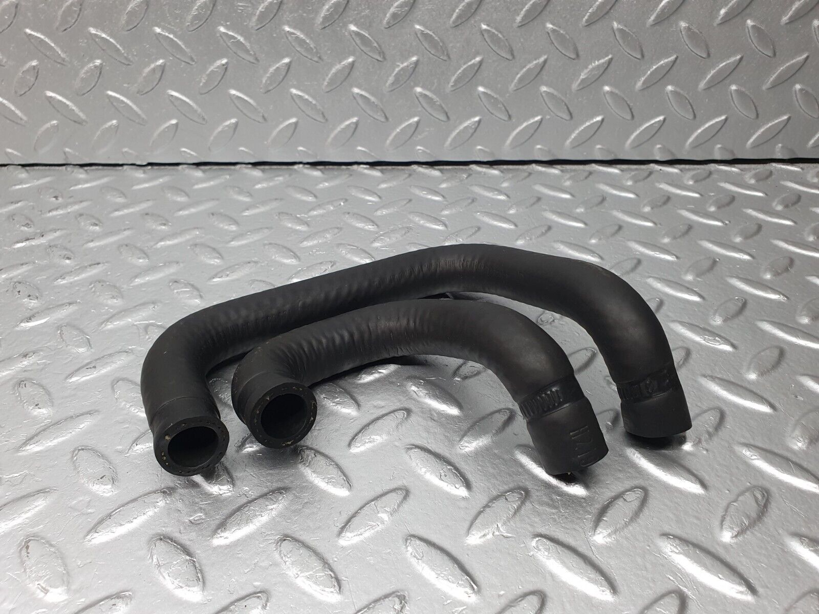 40755 Mercedes-Benz W123 300D Heater Radiator Hose Pipe 1238320194 1238320294