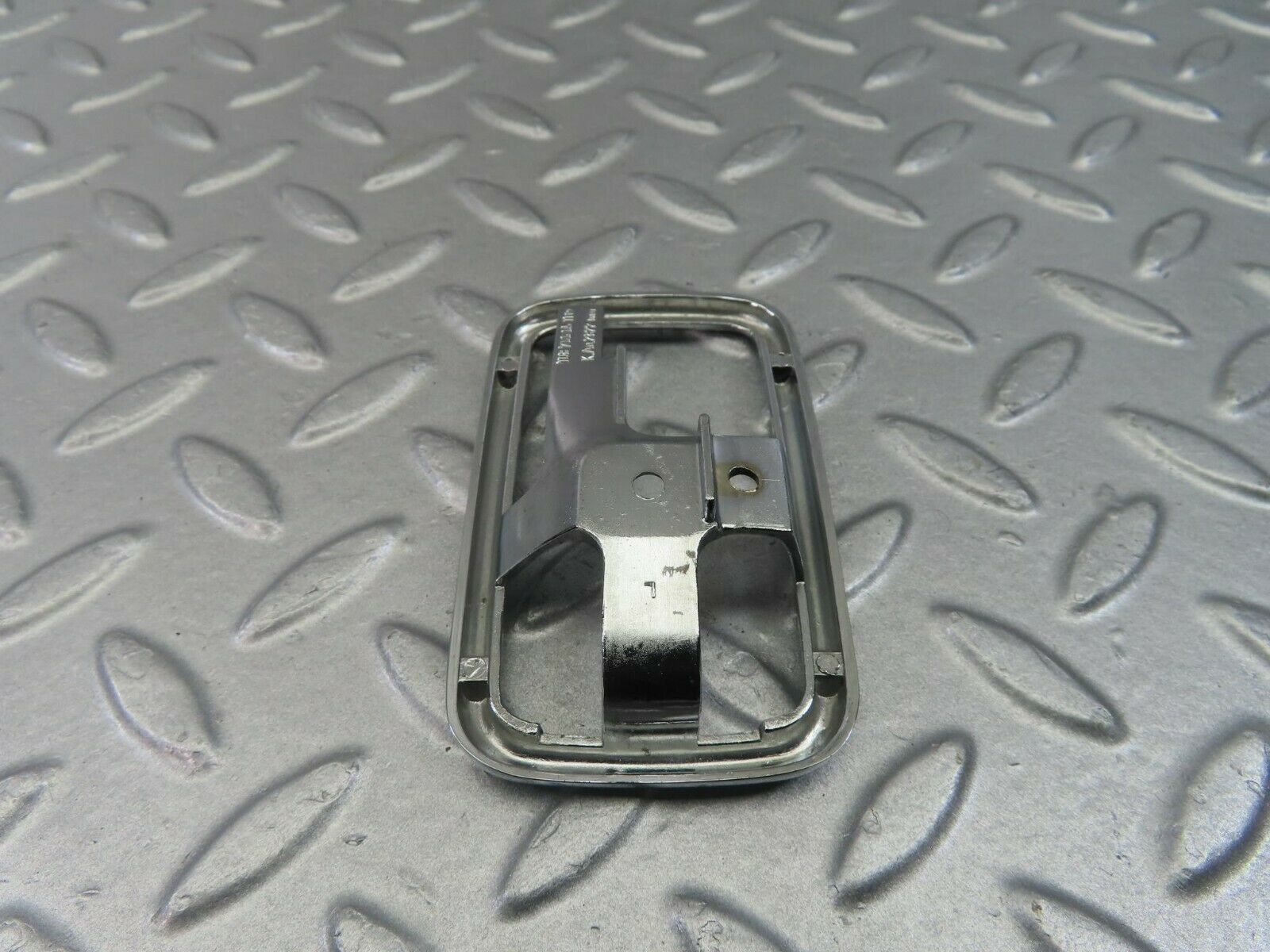 8881 Mercedes-Benz W108 Chrome Frame For Door Opener Left 1087660511