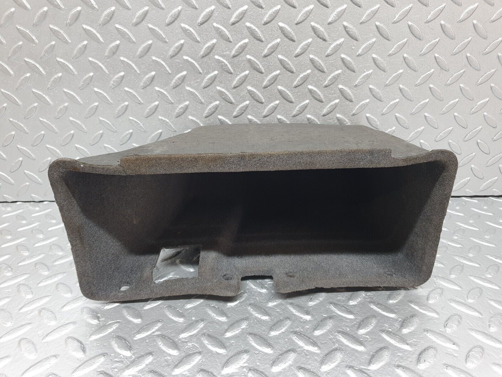 41574 Mercedes-Benz W124 200E Glove Box 1246800191