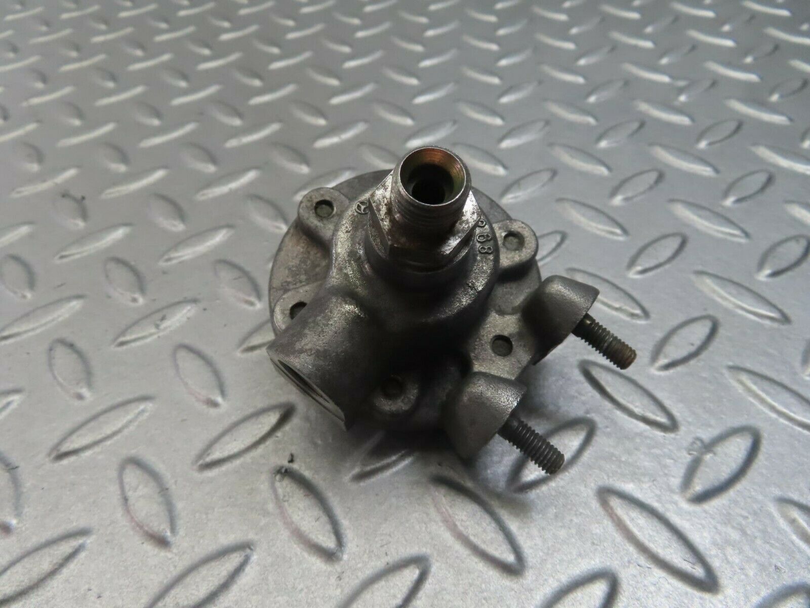 8264 Mercedes-Benz W108 Fuel Backflow Damper Regulator 1270700268